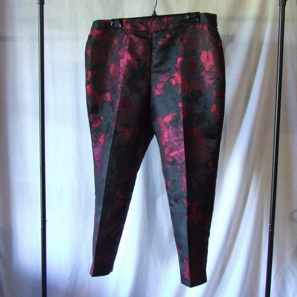 RSVP Pants - Black and red rose pants RSVP by Talbots metallic plus size petite goth
